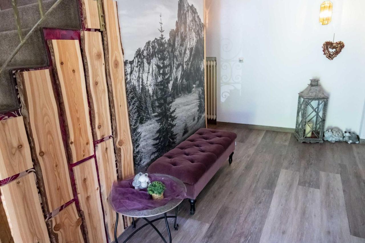 阿潘松尼酒店 鲁波尔丁 外观 照片